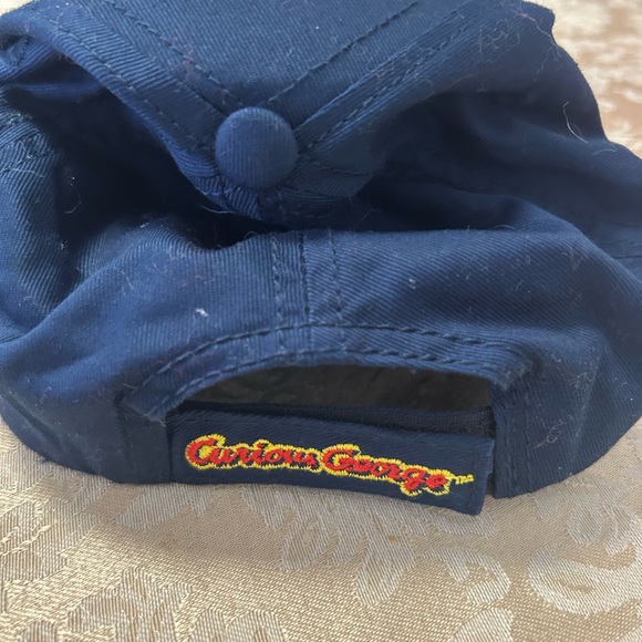 Children hat Curios George one size adjustable - Picture 4 of 5